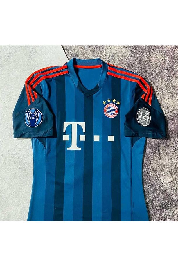 B.a.y.e.r.n M.ü.n.i.h 2013/14 Sezonu Ribery Nostalji Forması - 2