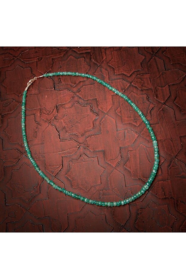 Emerald Natural Stone Rondel Cut Silver Closure Necklace - 2-3mm