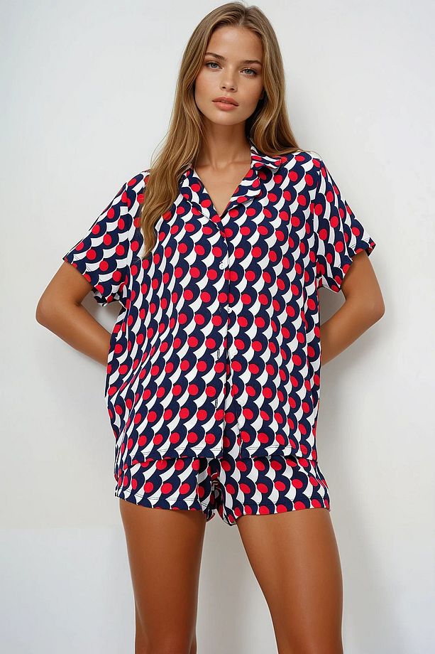 Kadın Lacivert Geometrik Desenli Önü Düğmeli Dokuma Gömlek Ve Şort Pijama Takım Pjmx13889 - 3