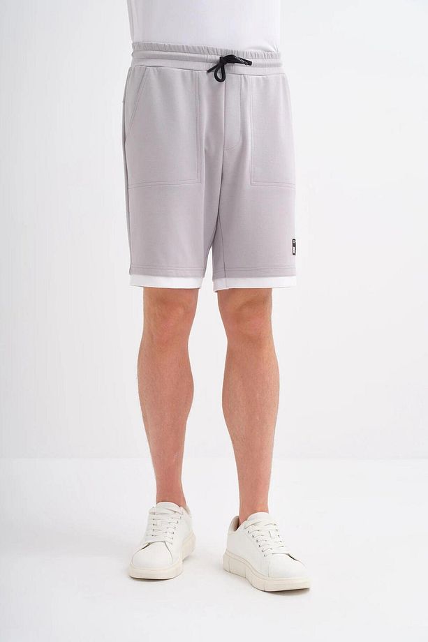 Regular Fit Jakarlı Örme Bermuda Şort - 1