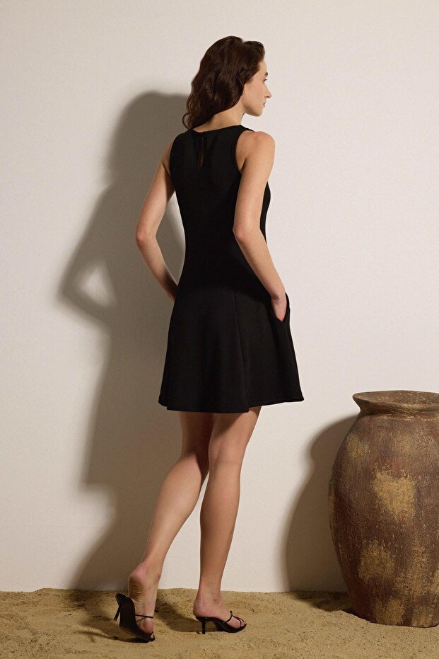 Kuplu Mini Elbise - 4