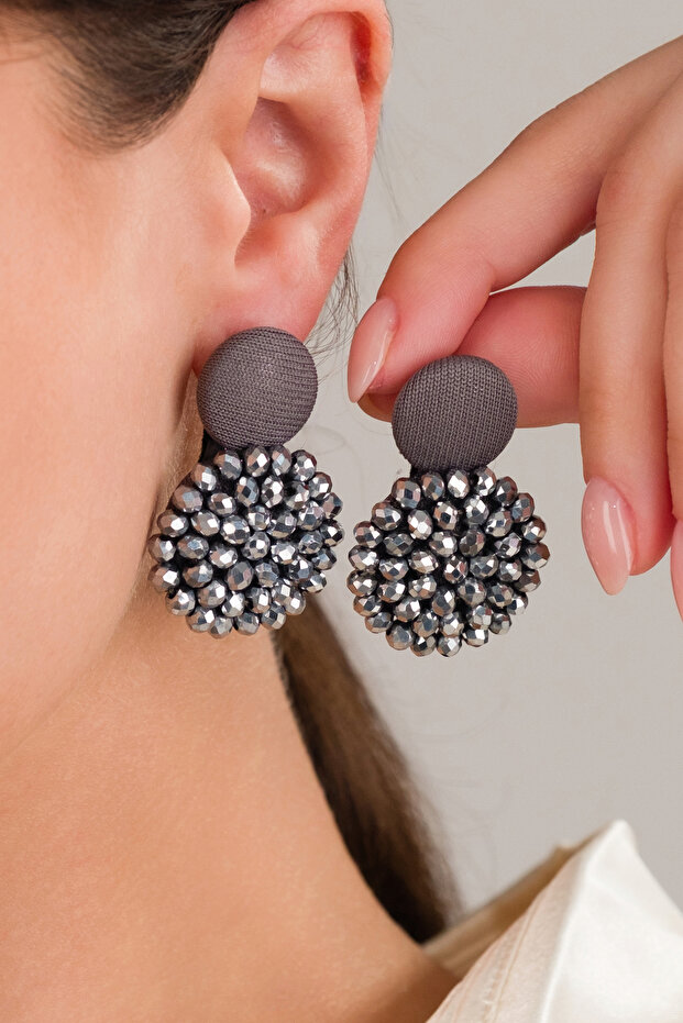 أقراط زر كريستال رمادي - 1