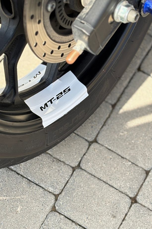 Yamaha MT-25 için Jant Detay Sticker (1 ADET ÜRÜN GÖNDERİLİR) - 1