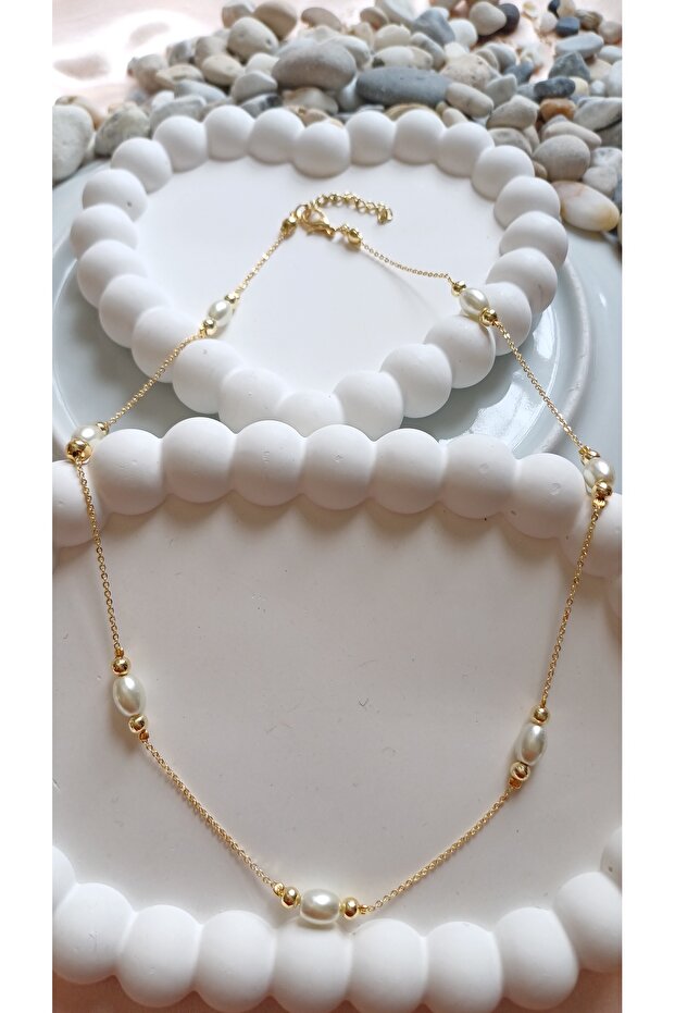 Pearl Necklace with Chain
