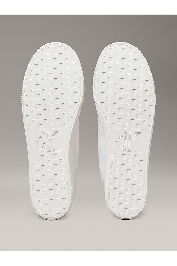 Canvas Low Profile Trainers - 5