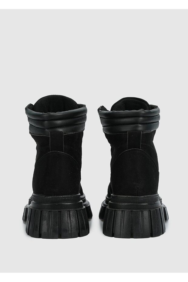 Siyah Kadın Bot - 4