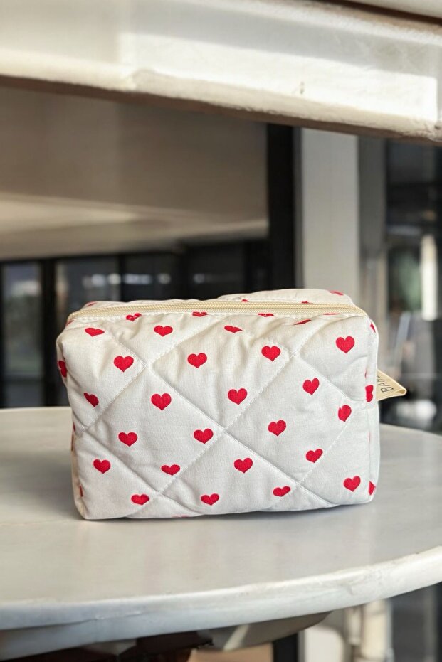 Heart Pattern Makeup Bag - 3