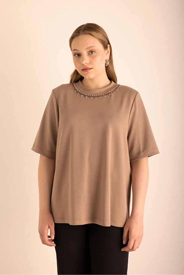 Yakası İşlemeli Örme Kısa Kollu Bluz - 5