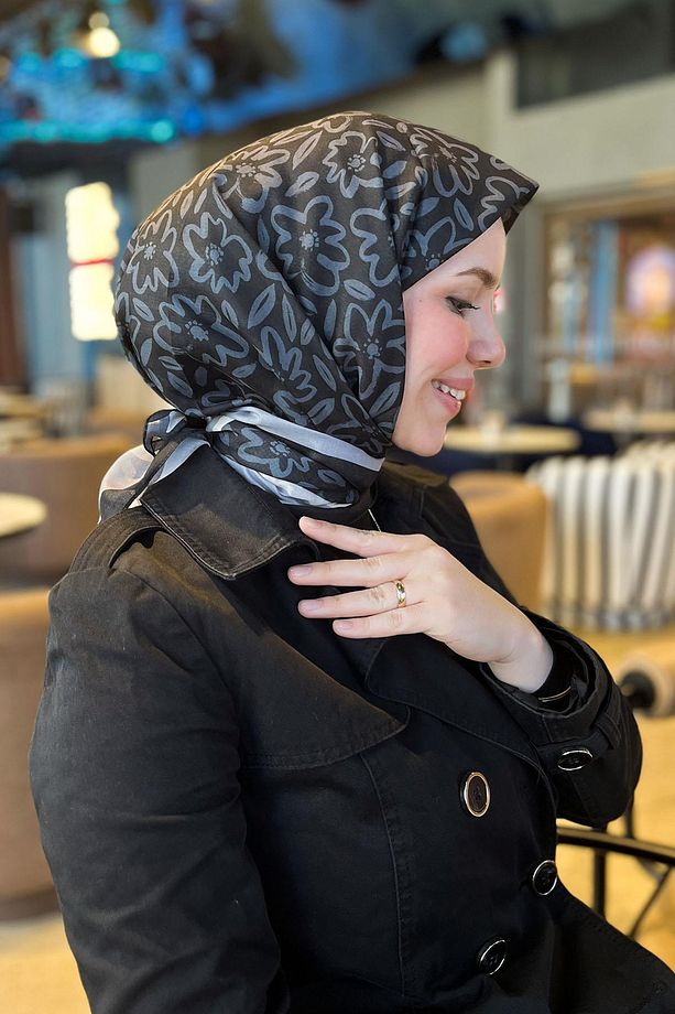 Sultan Fresh Pamuk Eşarp - Sade Çiçek Deseni - SFE002-03 - Siyah, Gri - 2
