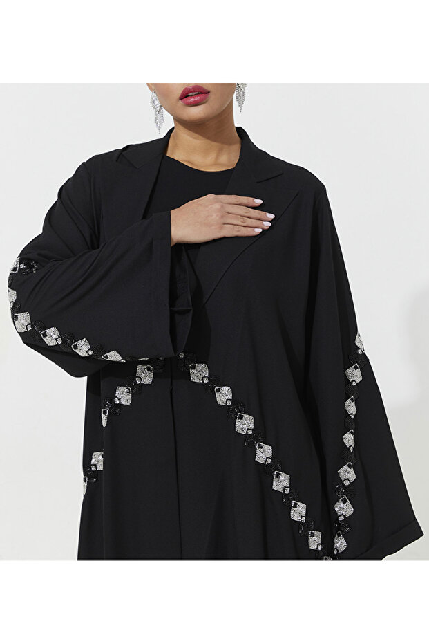 مربع فضي ب - 3