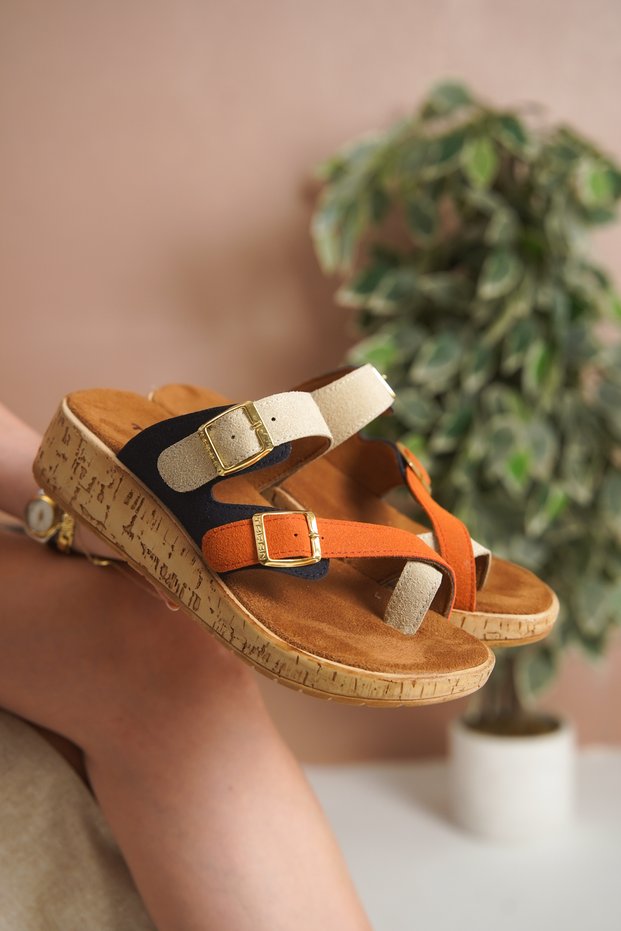 Aisha Women's Gold Double Buckle Detailed Daily Suede Slippers