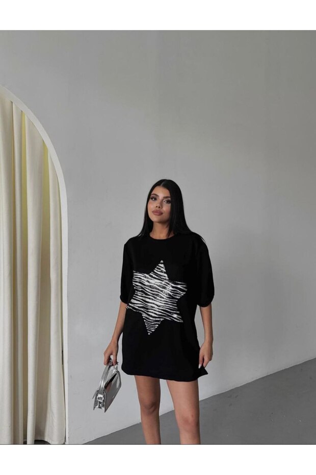 بلوزة بأكمام قصيرة مذهبة - 1