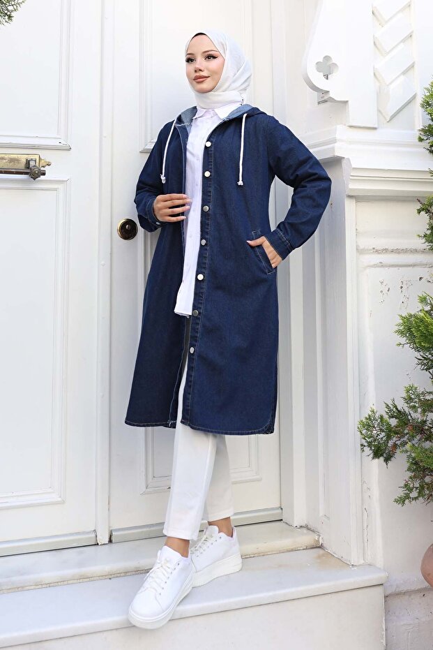 قبعة من الدنيم بأزرار باللون الأزرق الداكن 1308 - 1