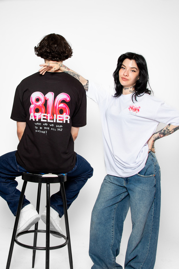 816 Atelier تي شيرت أسود مطبوع كبير الحجم للجنسين
