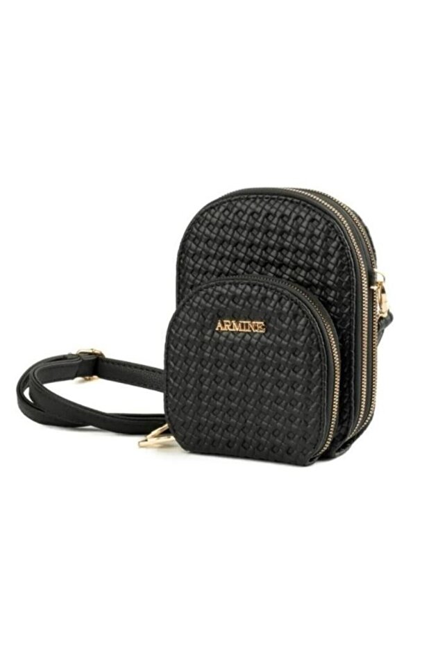 حقيبة كتف منقوشة حديثة محبوكة باللون الأسود