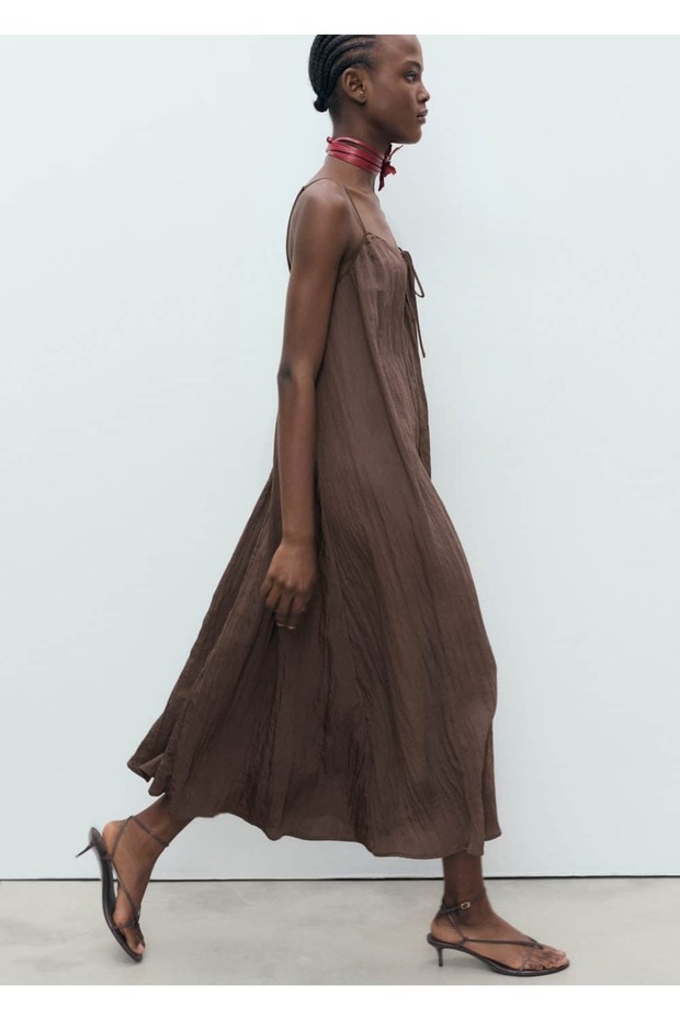 Buruşuk görünümlü uzun elbise - 8