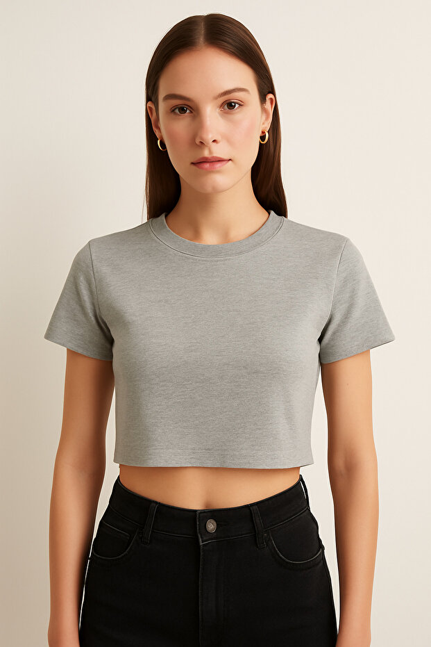 Bisiklet Yaka Crop T-shirt - Yazlık Basic Model
