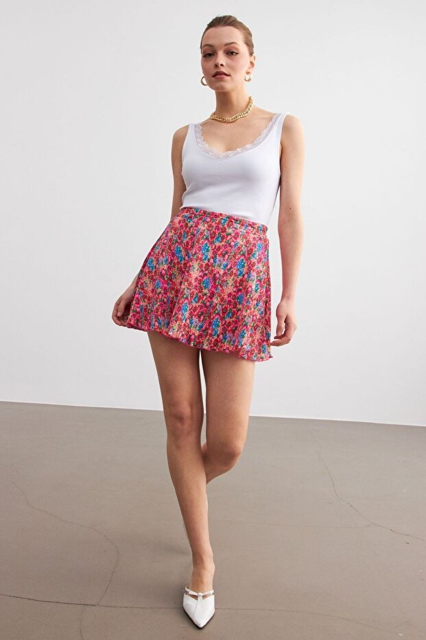 Women's Pink Flower Pattern Pleated Mini Length Skirt