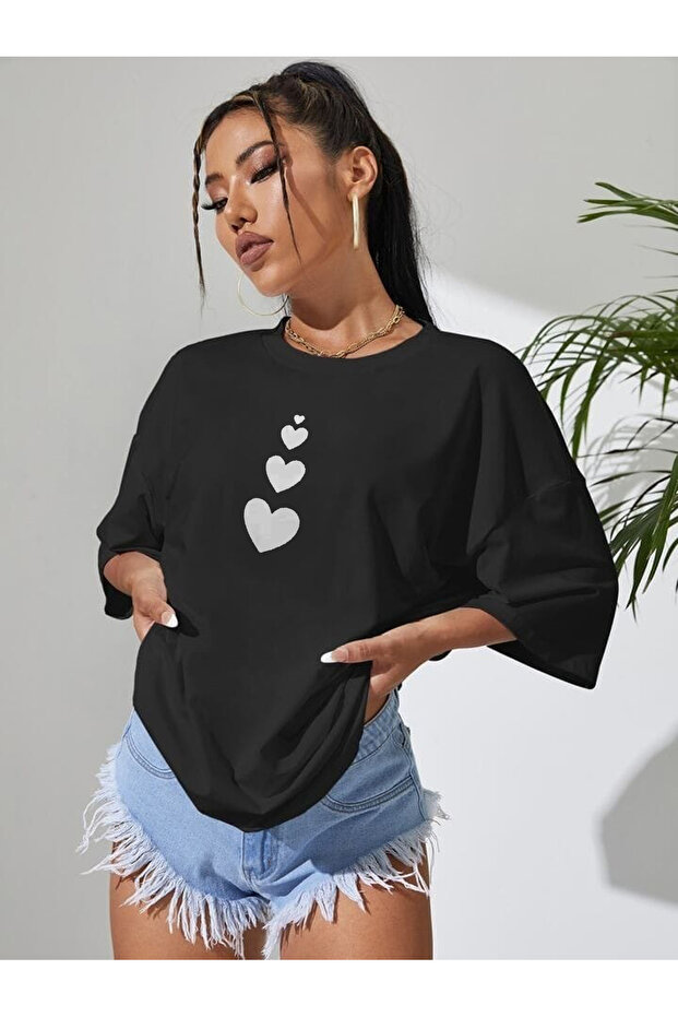 Unisex Heart Printed Tshirt