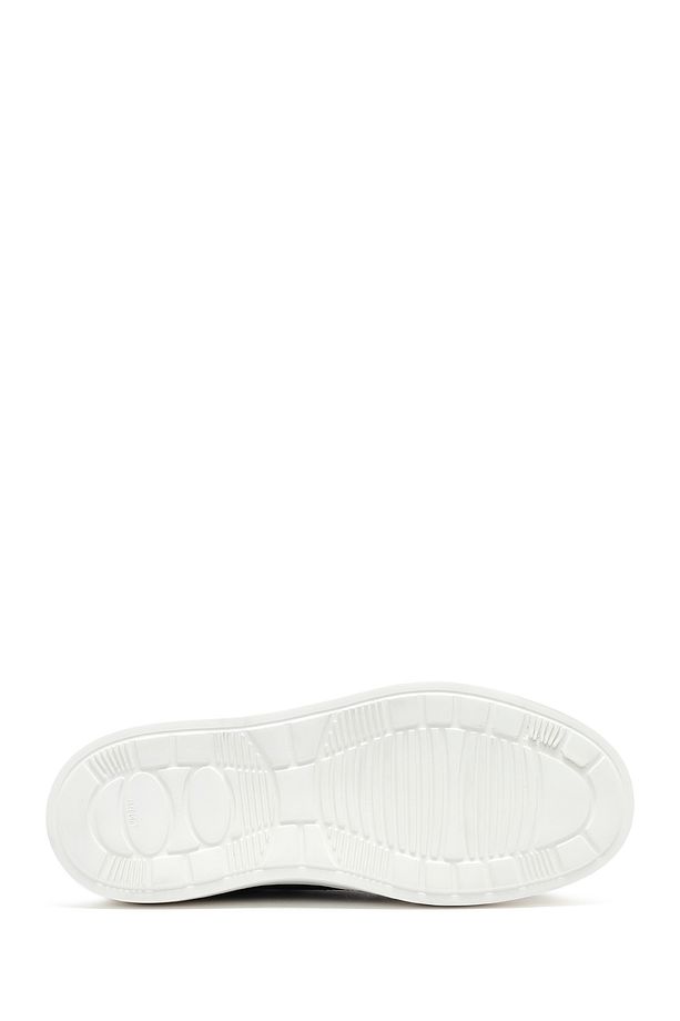 Erkek Siyah Bağcıklı Kalın Tabanlı Deri Sneaker 25SFD724218 - 4
