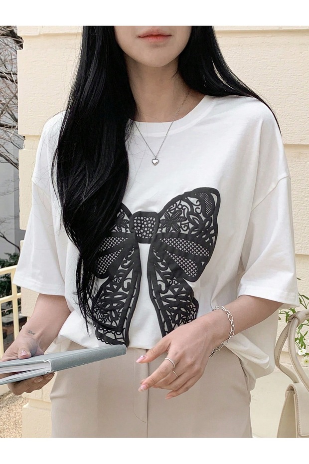 Oversize Cut Short Sleeve Printed T-Shirt