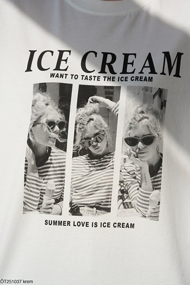 Oversize Cut Short Sleeve Printed T-Shirt