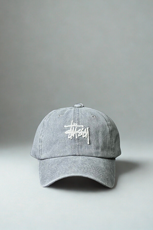 قبعة رمادية مغسولة من Stussy / قبعة رمادية مغسولة من Stussy / قبعة بيسبول