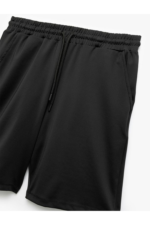 Beli Bağcıklı Cep Detaylı Oversize Bermuda Spor Şort - 5