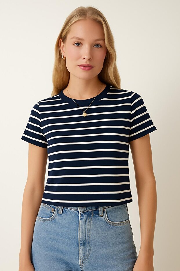 Bisiklet Yaka Çizgili Basic T-shirt - 2