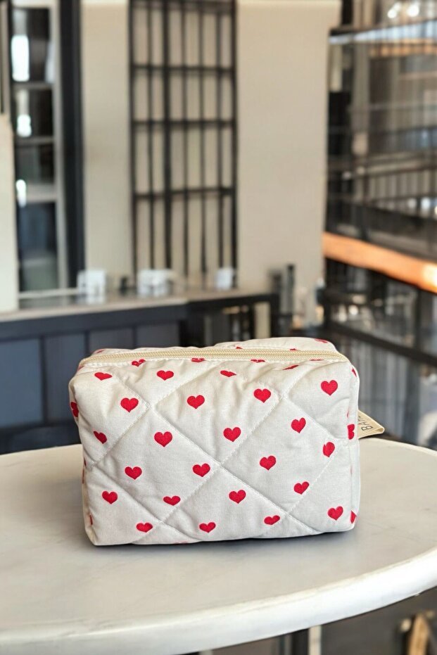 Heart Pattern Makeup Bag - 2