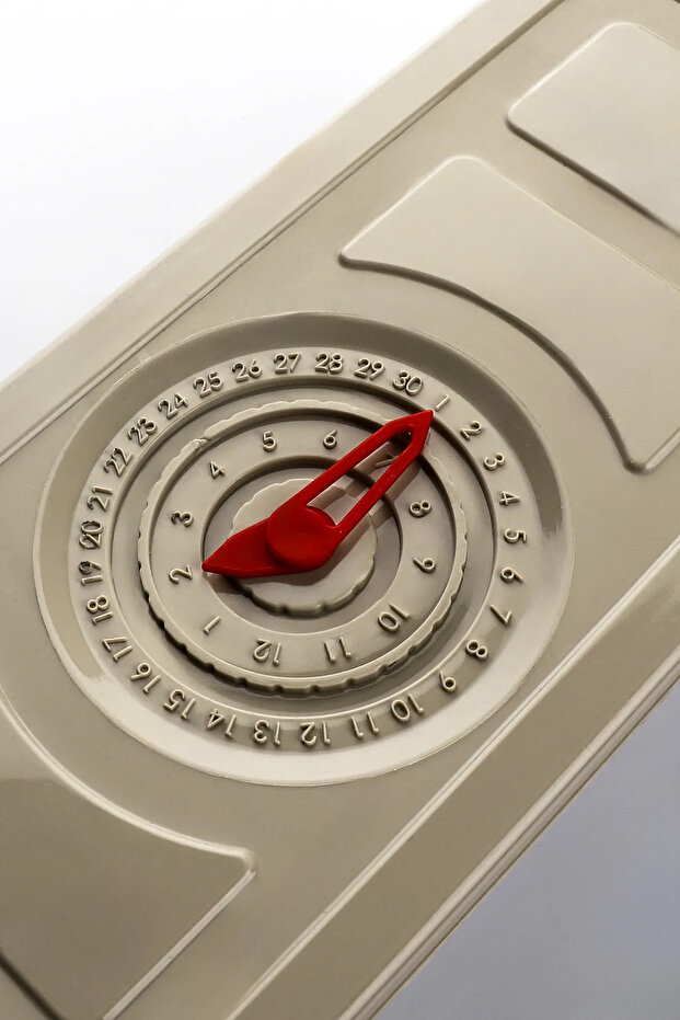 3-Pack Plastic Storage Container with Date and Time Display - 7