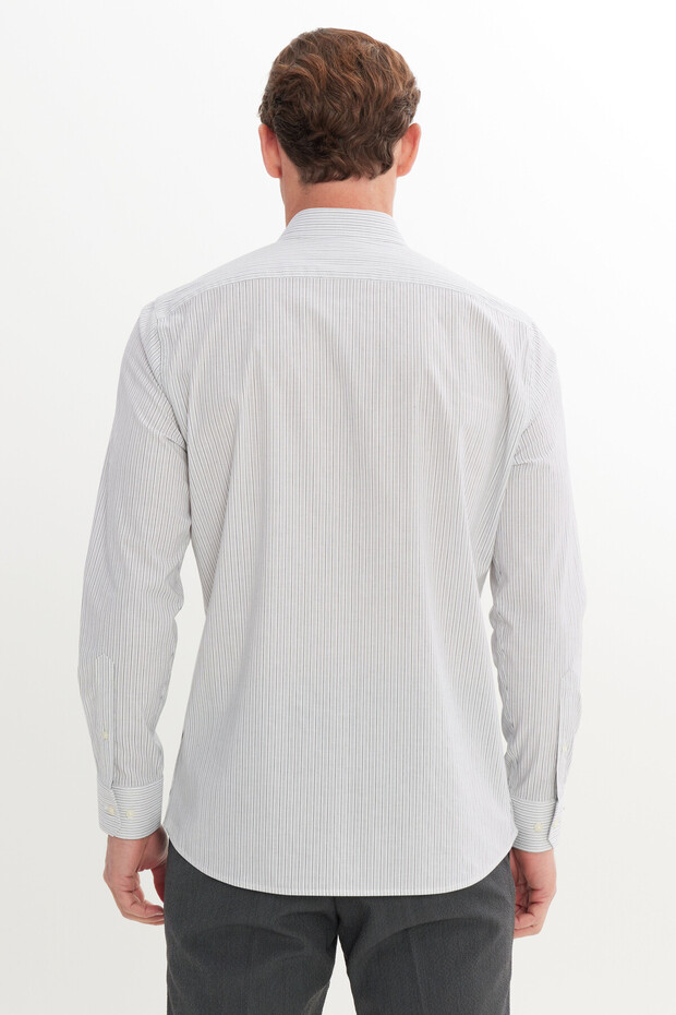 Erkek Açık Gri %100 Pamuk Slim Fit Dar Kesim Düğmeli Yaka Gömlek - 5