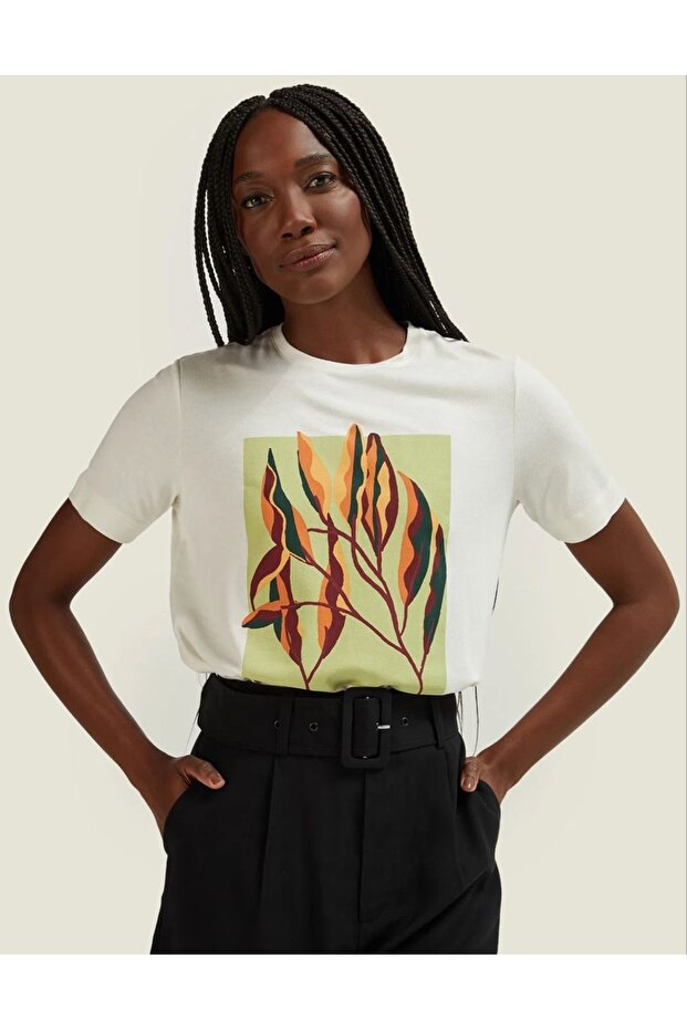 Oversize Cut Short Sleeve Printed T-Shirt