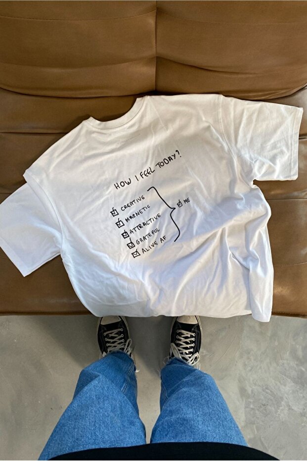 Oversize Cut Short Sleeve Printed T-Shirt