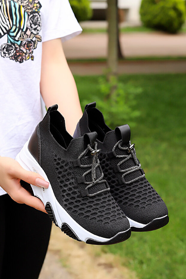 DNR 101 Stone-Lace Knit Shoes