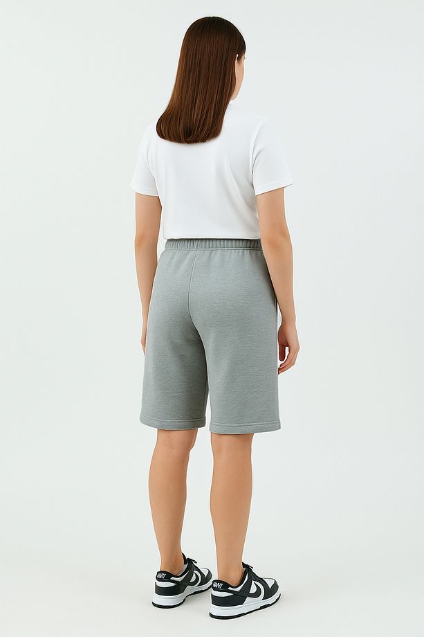 Capsule Kadın Comfort Regular Pike Kumaş Duble Paça Bermuda Şort - 2