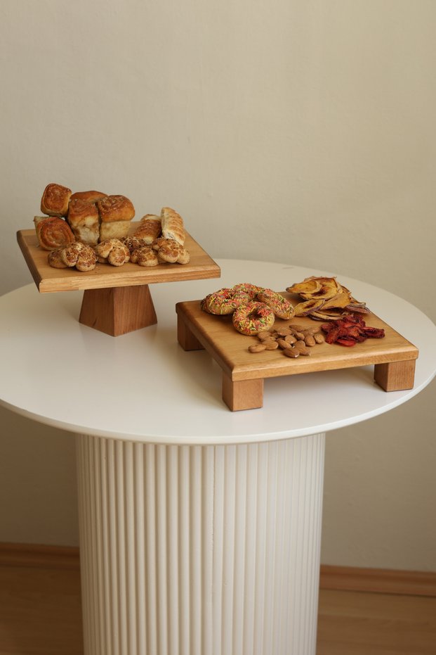 Set of 2 Tityos Cube Plates 25X25 cm and Pyramid 25X25 cm Wooden Square Cake Presentation Serving Plate Set