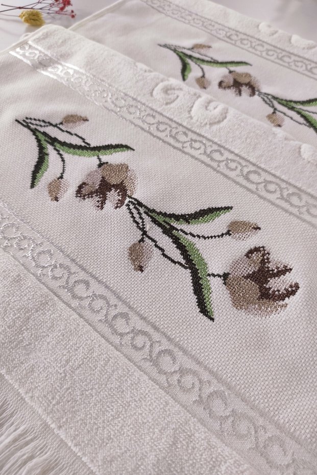 Cross Stitch Embroidered Rose Velvet Hand Face Towel Set of 2 - 50X90 cm - Cream