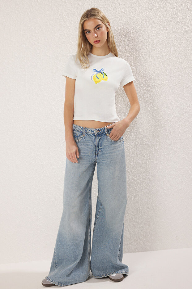Ekru Limon Baskılı Fitted/Vücuda Oturan Örme T-shirt TWOSS25TS00108 - 2