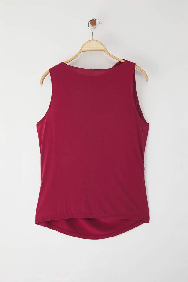 Bordo More Sustainable Modal İçerikli Drape Detaylı Degaje Yaka Örme Büyük Beden Bluz TBBSS25AF00114 - 8