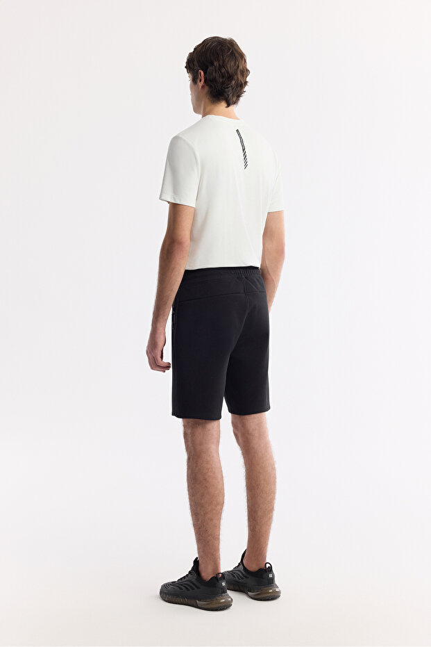 Erkek Regular Fit Siyah Beli Lastikli Bağcıklı Bi-Stretch İnterlok Şort A51Y3631 - 3