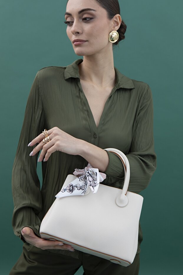 Byn2378 White Women's Shoulder Bag