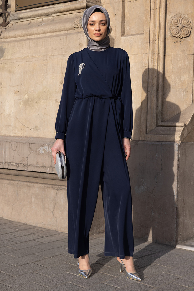 Çıkarılabilir Broşlu Pelerinli Tulum - 3