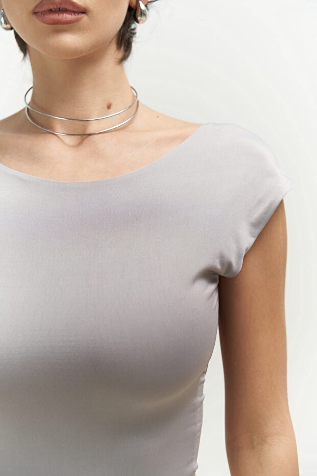 Nives Backless Gray Crop - 4