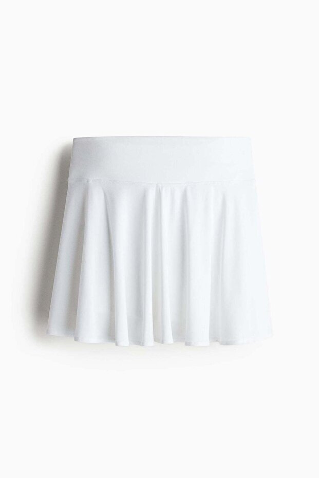 Circle-cut tennis skirt with DryMove™