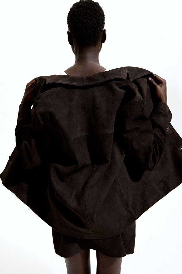 سترة من جلد الغزال بصف واحد من الأزرار - 5