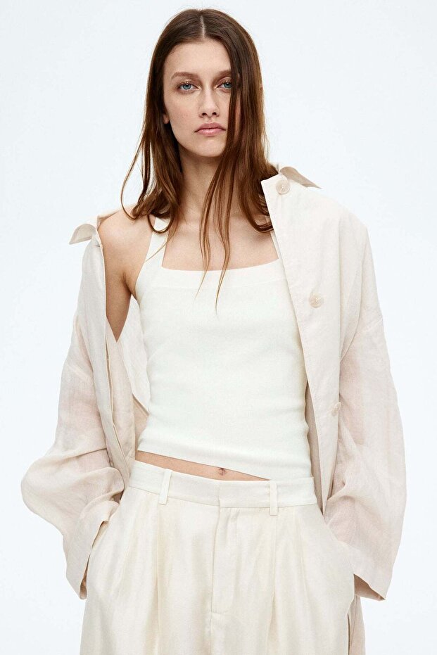 Fine-knit halterneck top