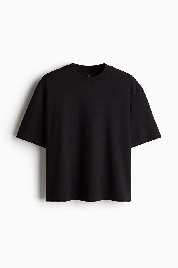 Loose Fit Boxy-style T-shirt