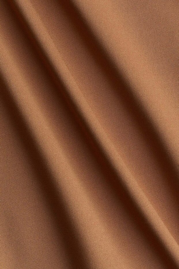 بلوزة مكشوفة الكتفين - 3