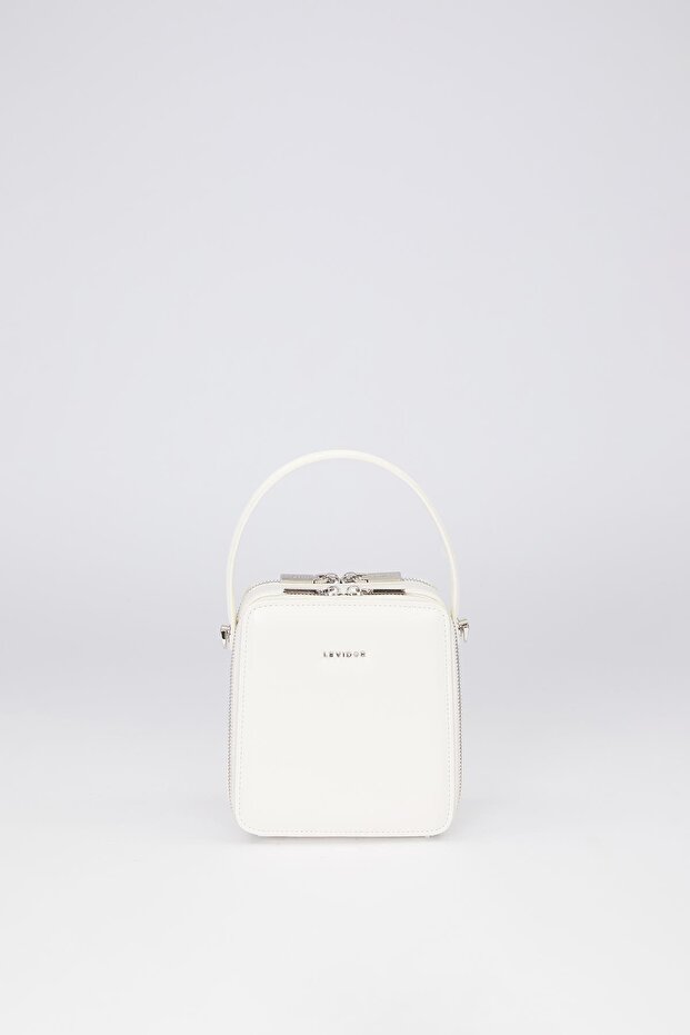 حقيبة كتف موديل مستطيلة باللون البيج - 1